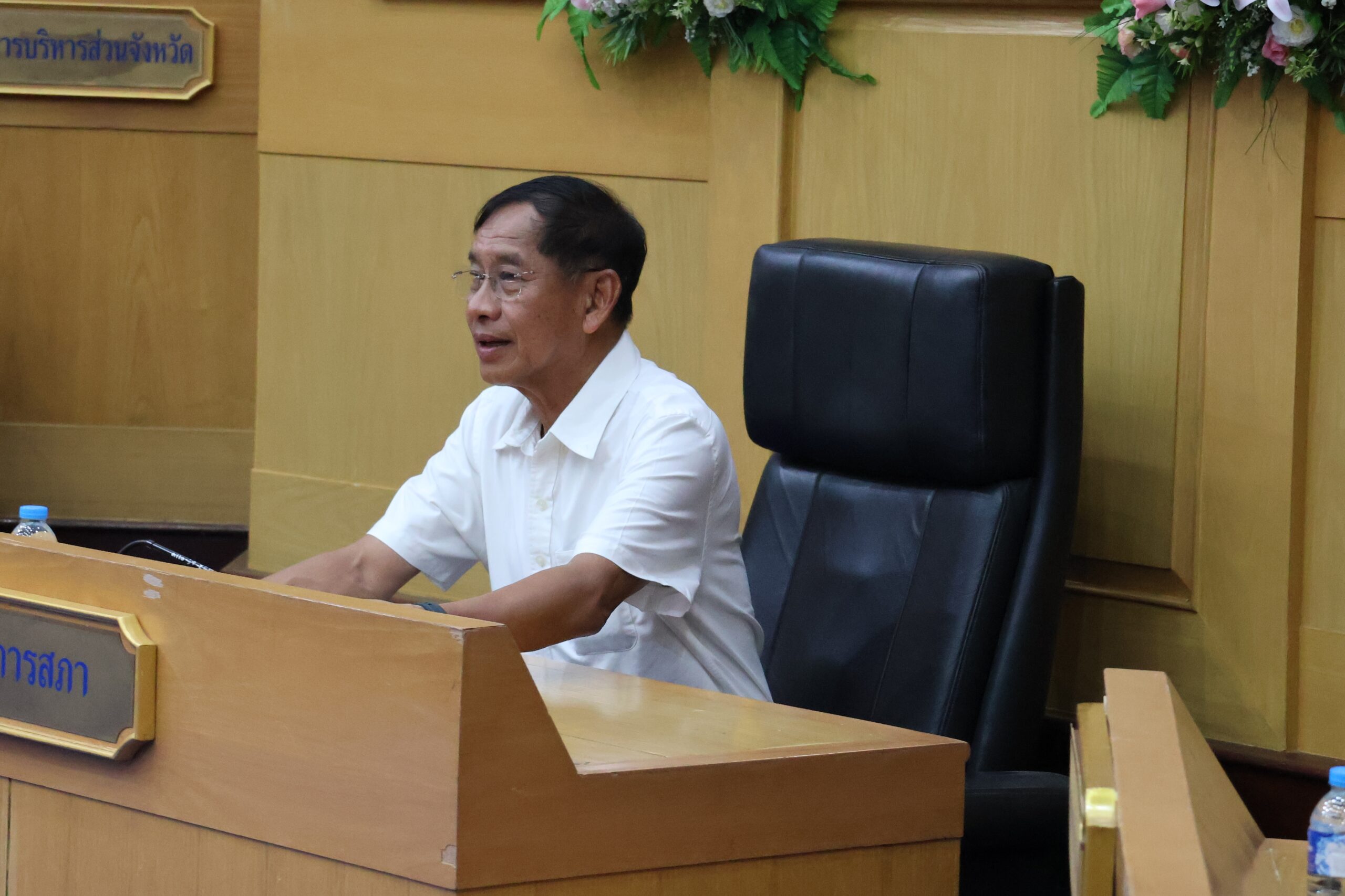 ภาพ พลตำรวจโท คำรณวิทย์ ธูปกระจ่าง นายก อบจ.ปทุมธานี