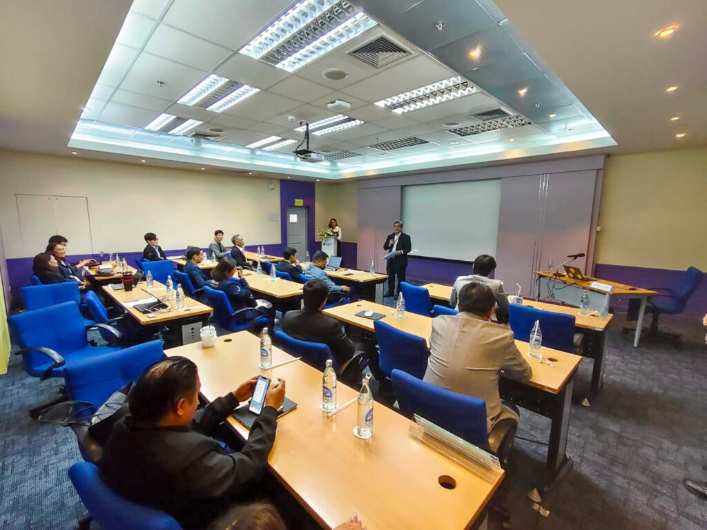 บรรยากาศ ในห้องบรรยายต้อนรับ CIO-14