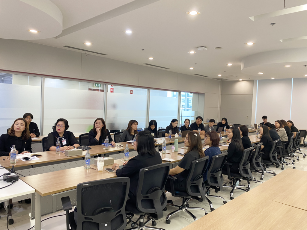 บรรยากาศการอบรมและศึกษาดูงานด้าน OECD GLP กับ TBES สวทช